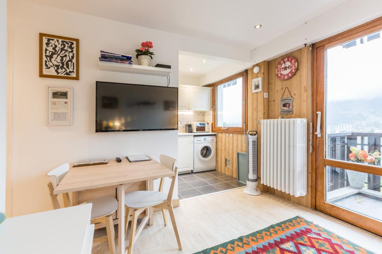 Apartment Le Pied Du Brevent - Walk To Ski Lift, Chamonix Getaway Exterior foto